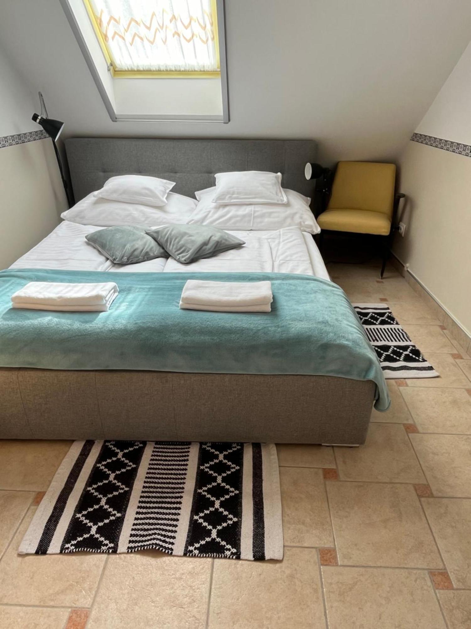 Reka Apartmanhaz Bük Екстериор снимка