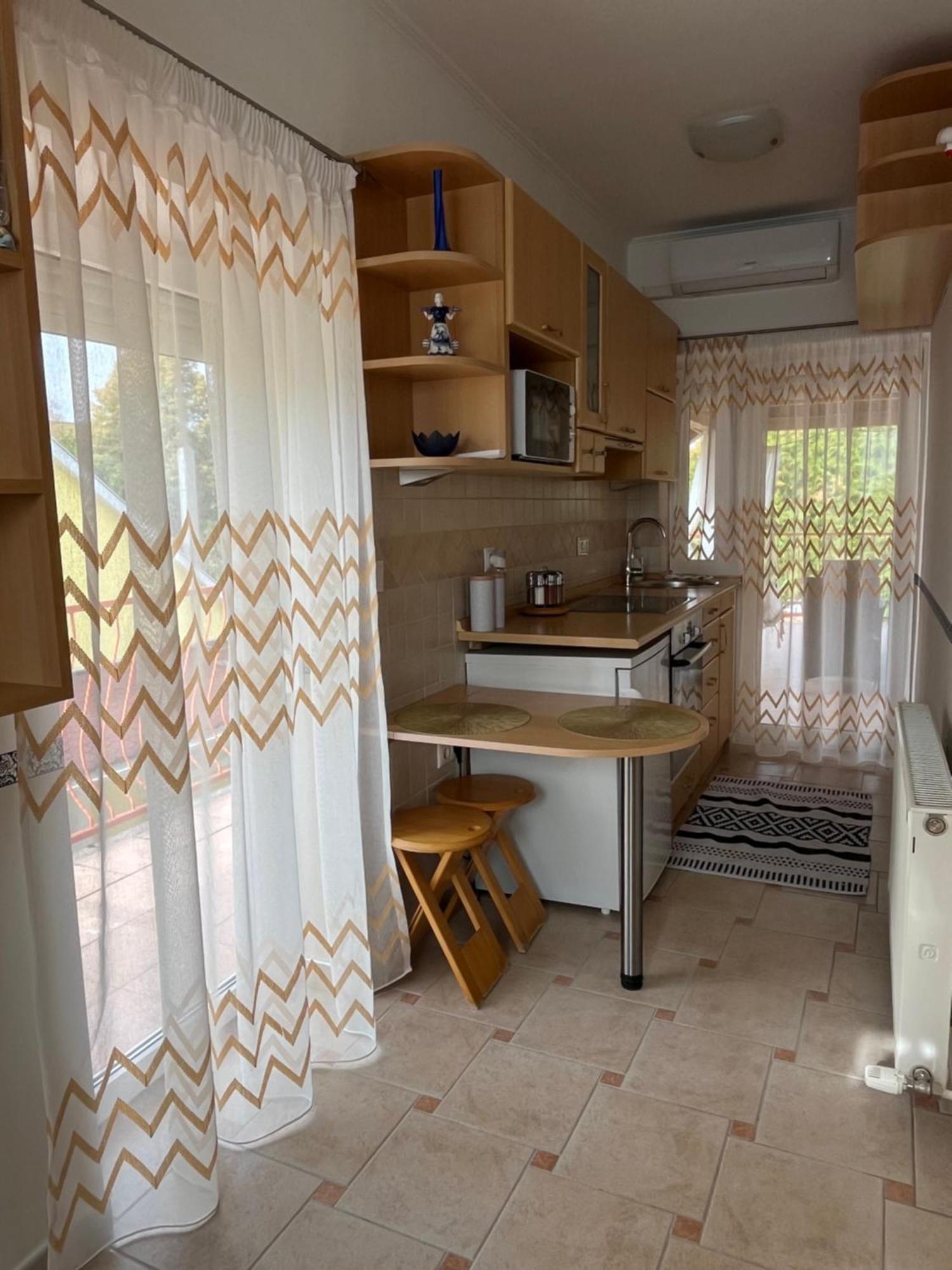 Reka Apartmanhaz Bük Екстериор снимка