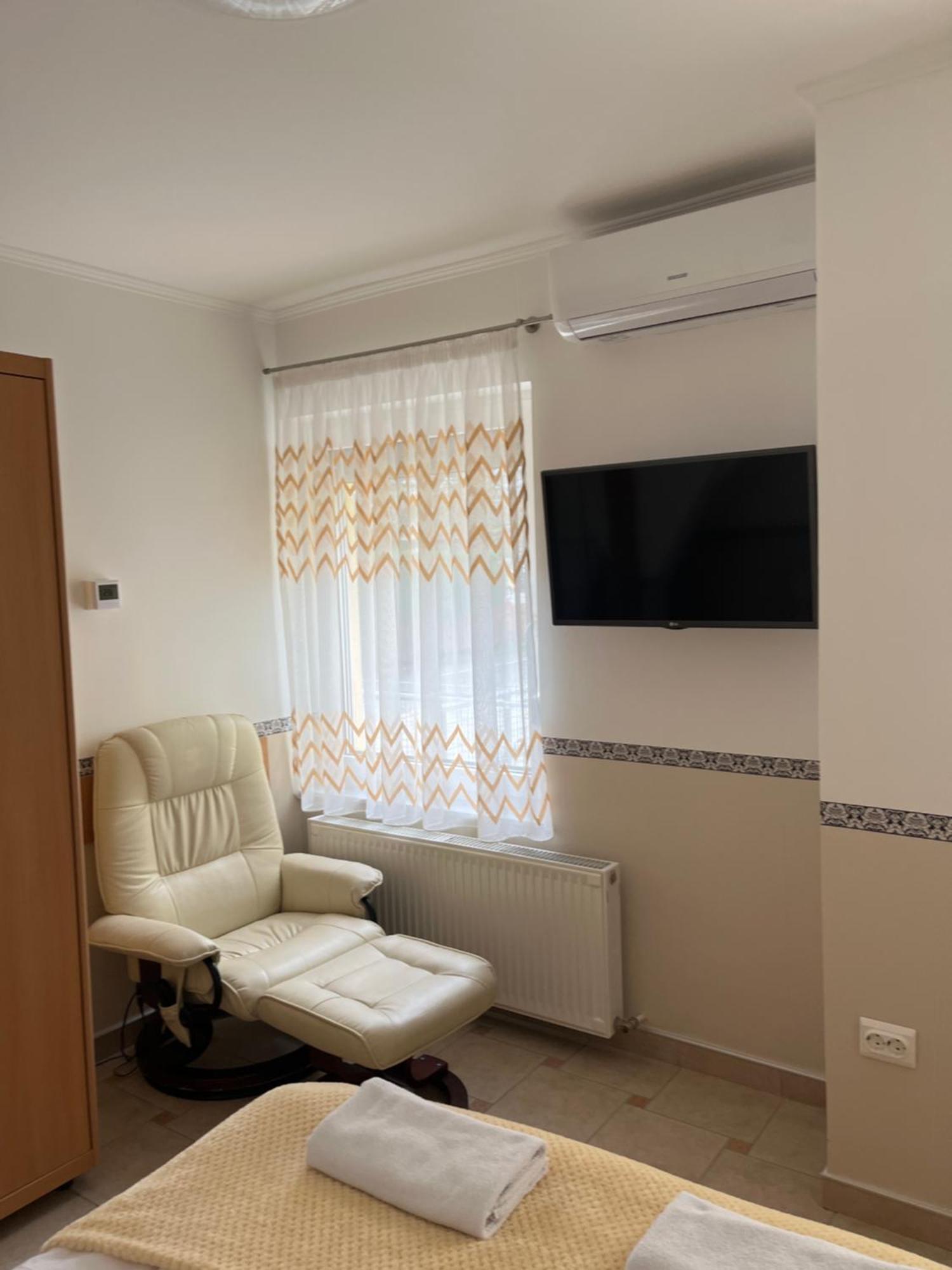 Reka Apartmanhaz Bük Екстериор снимка